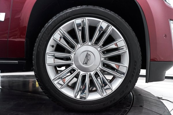 Used-2019-Cadillac-Escalade-Platinum-Edition-1625247124.jpg