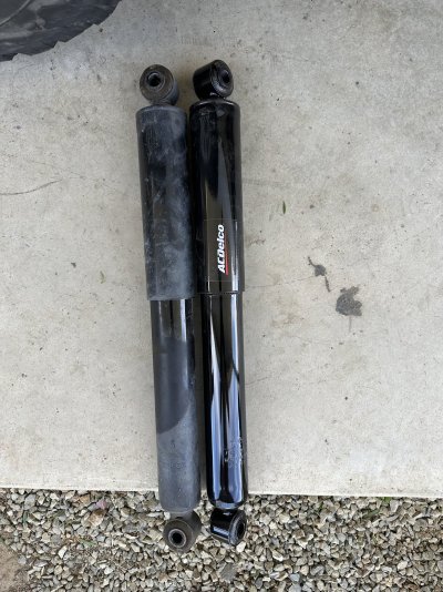 Rear shocks ACDelco.JPG