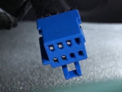 blue connector (4).jpg